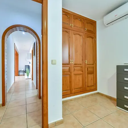 Guzman - Mouna Villa Calpe